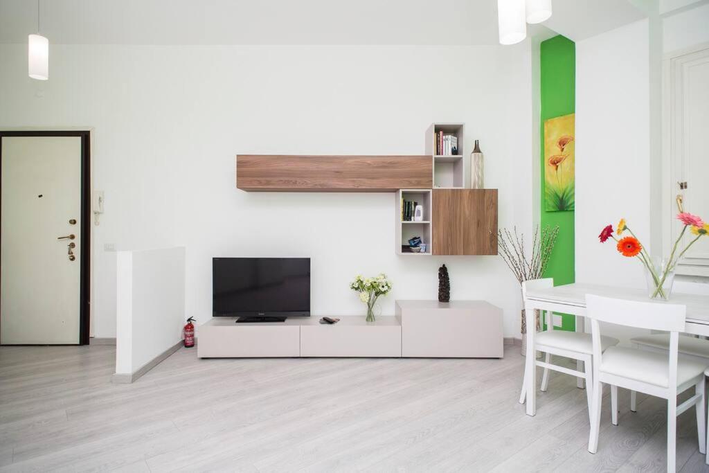 Casa Van Gogh - Mm4 Apartment Милано Екстериор снимка